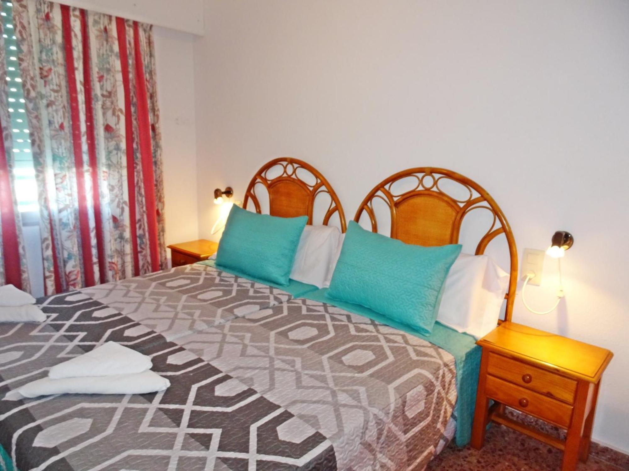 Cancun Playa De Gandia - Solo Alquiler Familias Экстерьер фото